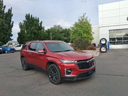 Used 2023 Chevrolet Traverse RS AWD/4WD image 1