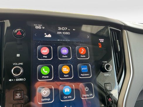 Used 2025 Subaru Outback Premium w/ Popular Package #1A image 21