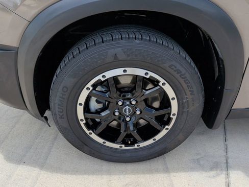 Used 2024 Nissan Pathfinder Rock Creek AWD/4WD image 47