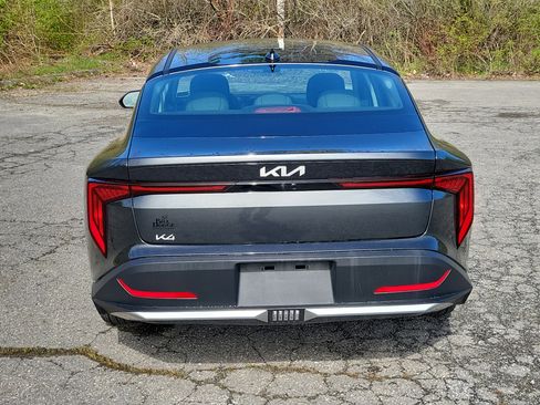 Used 2025 Kia K4 EX FWD image 6