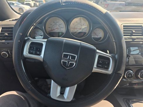 Used 2012 Dodge Challenger SXT RWD image 11