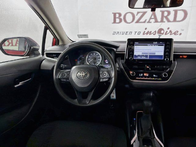 Used 2020 Toyota Corolla LE FWD image 24