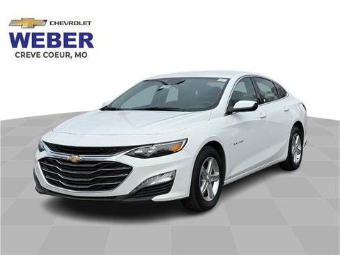 Used 2024 Chevrolet Malibu LT image 1