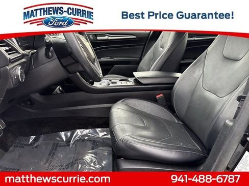 Used 2018 Ford Fusion Titanium image 9
