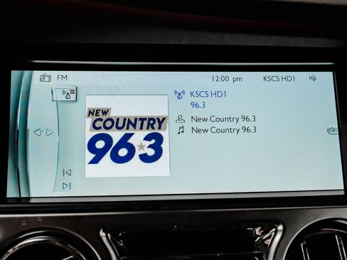 Used 2014 Rolls-Royce Wraith image 22