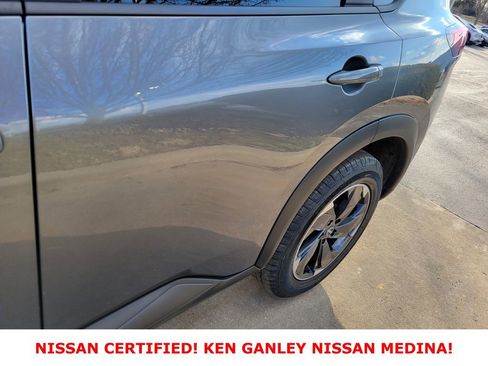 Certified 2025 Nissan Rogue SV image 12