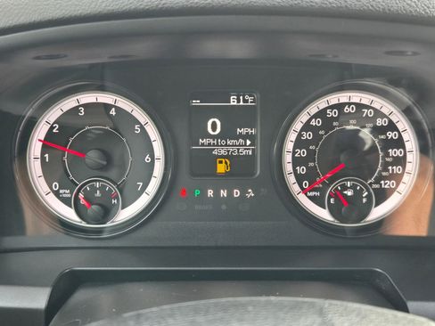 Used 2024 RAM 1500 Classic SLT AWD/4WD image 15