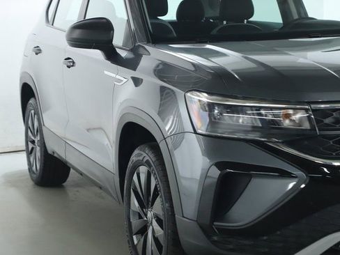 Used 2023 Volkswagen Taos S image 8