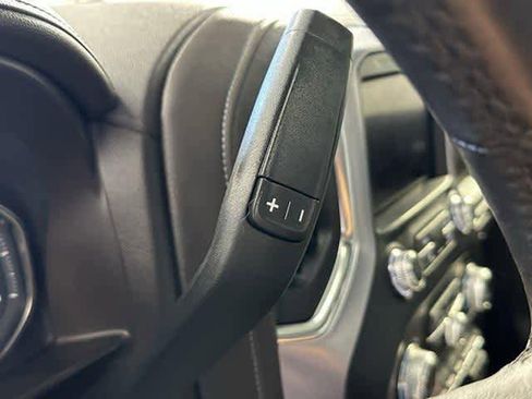 Used 2019 GMC Sierra 1500 SLT w/ SLT Premium Plus Package image 19