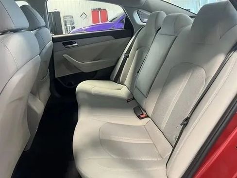 Used 2019 Hyundai Sonata SE FWD image 16