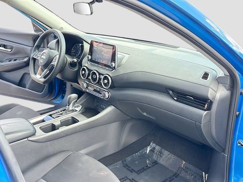 Used 2025 Nissan Sentra SV FWD image 26