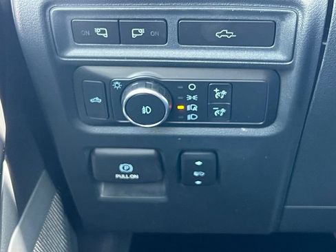 Used 2021 Ford F150 Platinum w/ Equipment Group 701A High AWD/4WD image 35