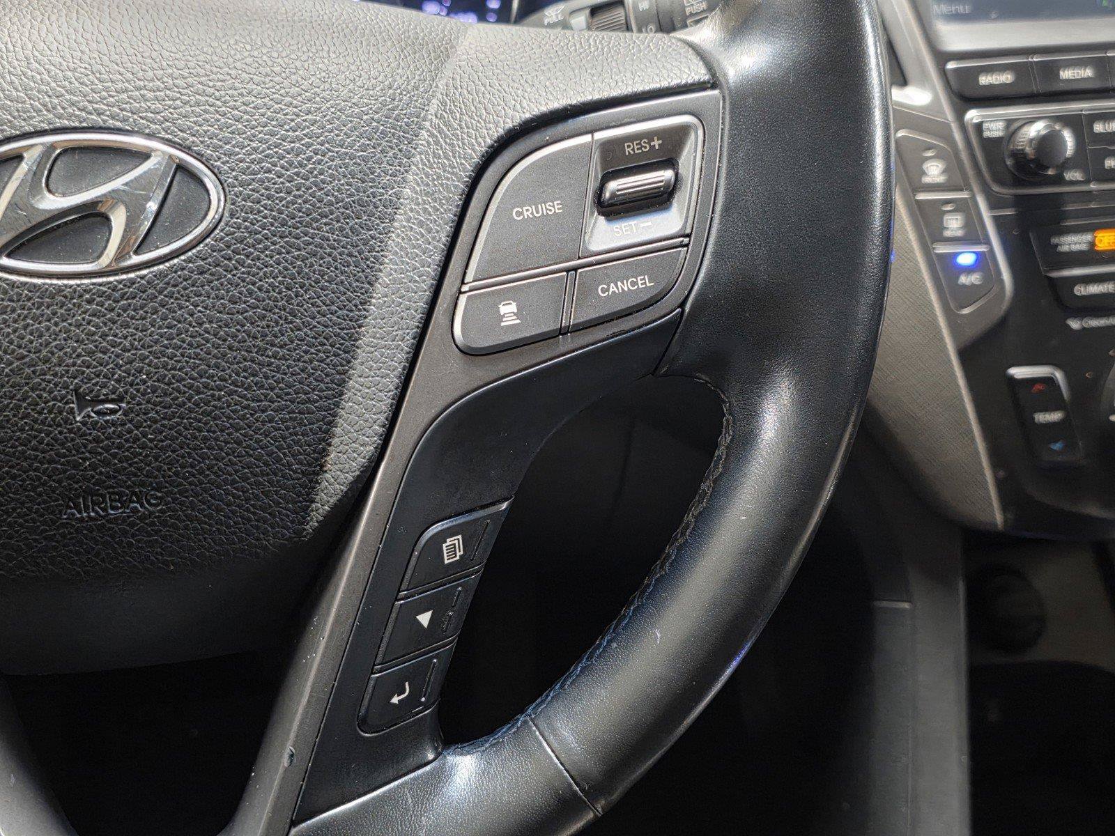 Used 2017 Hyundai Santa Fe Limited FWD image 34