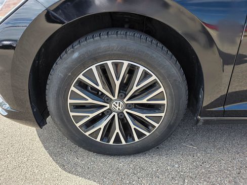 Used 2021 Volkswagen Jetta S image 11