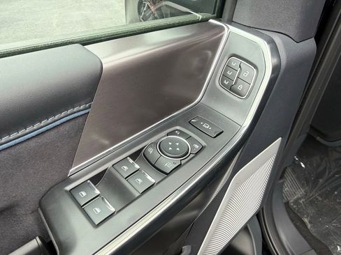 New 2026 Ford F250 Platinum AWD/4WD image 13