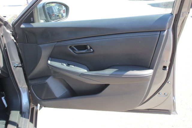 Used 2025 Nissan Sentra S FWD image 28
