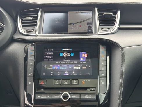 Used 2020 INFINITI QX50 Essential w/ Convenience Package AWD/4WD image 29