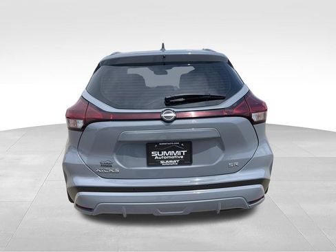 Used 2024 Nissan Kicks SR w/ SR Premium Package FWD image 25