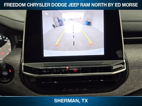 Used 2025 Jeep Compass Sport AWD/4WD image 12
