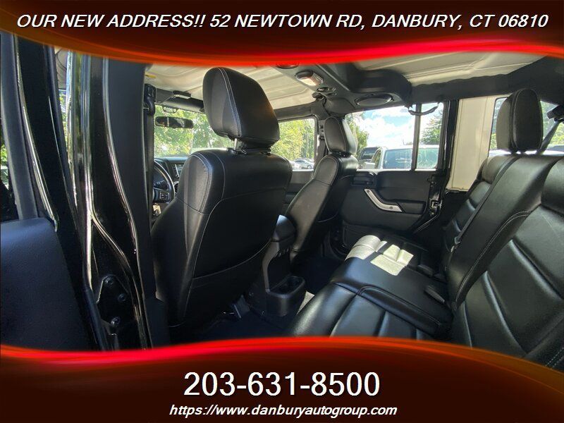 Used 2011 Jeep Wrangler Unlimited Rubicon w/ Trailer Tow Group AWD/4WD image 21