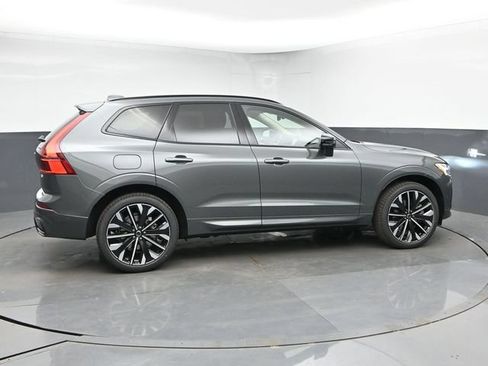 New 2026 Volvo XC60 T8 Ultra w/ Protection Package Premier AWD/4WD image 9