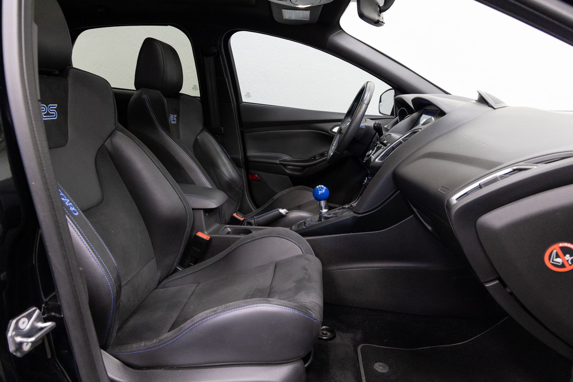 Used 2017 Ford Focus RS AWD/4WD image 13