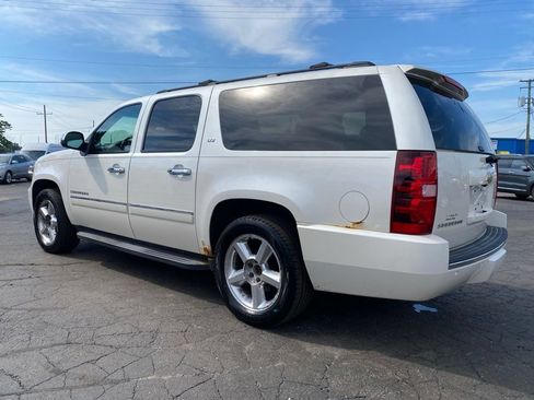 Used 2012 Chevrolet Suburban LTZ AWD/4WD image 6