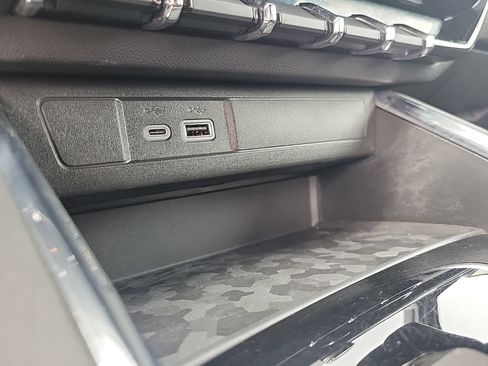 Used 2024 GMC Canyon Elevation w/ Convenience Package RWD image 25