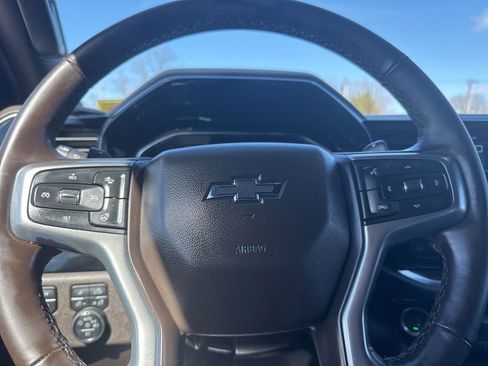 Used 2025 Chevrolet Silverado 1500 RST image 21