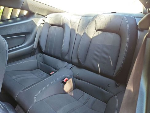 Used 2019 Ford Mustang GT RWD image 25