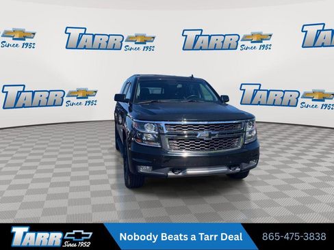 Used 2017 Chevrolet Suburban LT AWD/4WD image 3