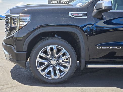 New 2025 GMC Sierra 1500 Denali w/ Denali Reserve Package image 5