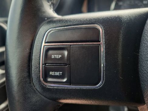 Used 2018 Jeep Wrangler Unlimited Sport S image 19