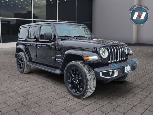 Used 2023 Jeep Wrangler Sahara w/ Cold Weather Group image 7