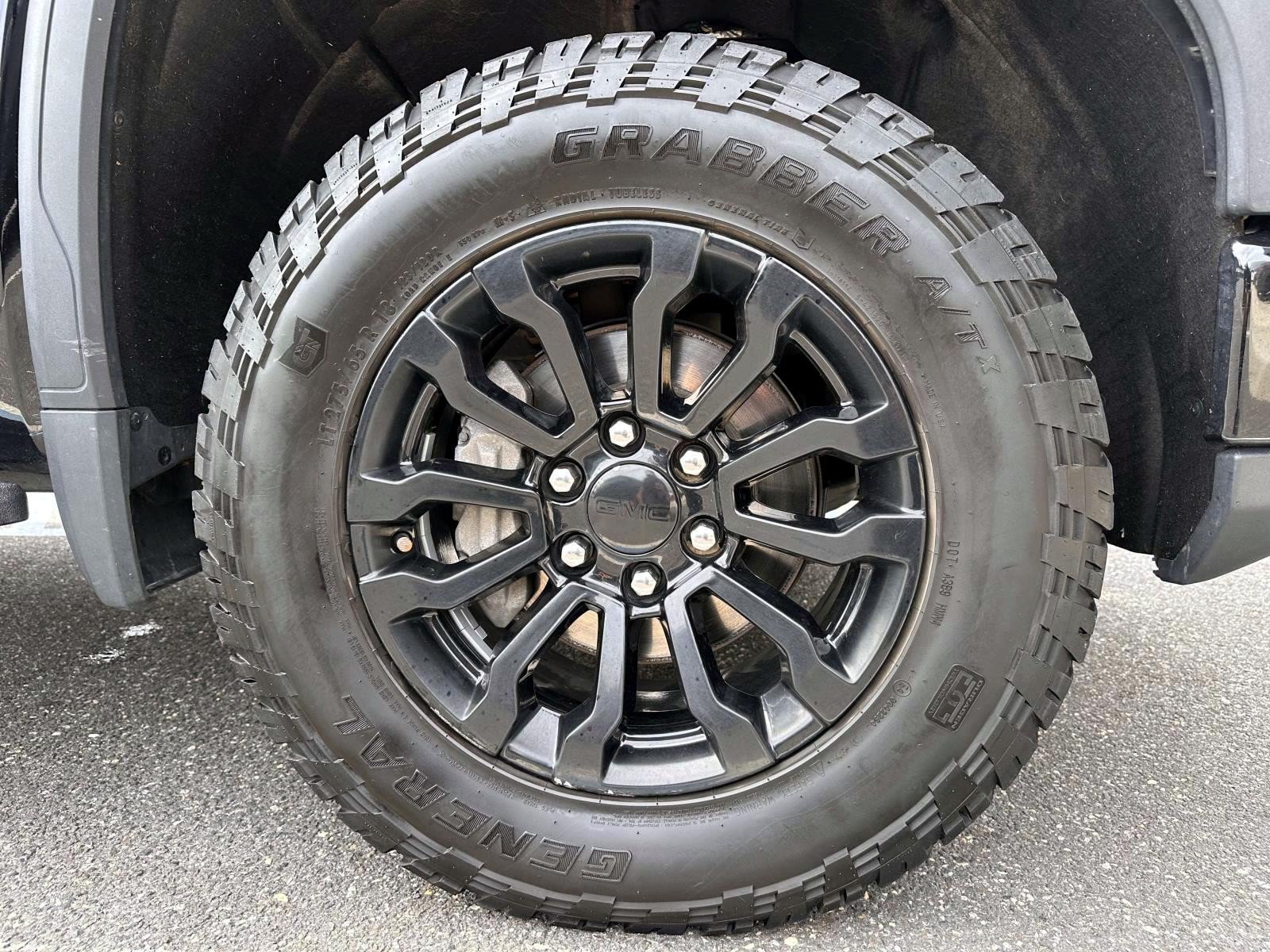 Used 2023 GMC Sierra 1500 AT4 w/ AT4 Premium Package AWD/4WD image 6