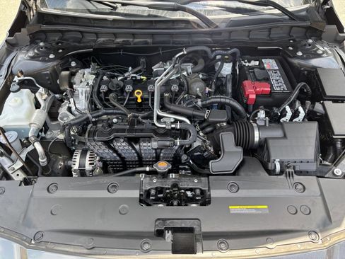 Used 2025 Nissan Altima 2.5 SV FWD image 28