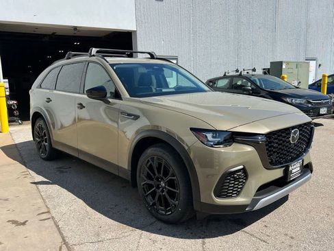 Certified 2025 MAZDA CX-70 3.3 Turbo w/ Premium Package image 7