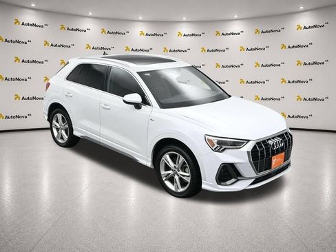Used 2020 Audi Q3 2.0T Premium Plus w/ Premium Plus Package AWD/4WD image 54