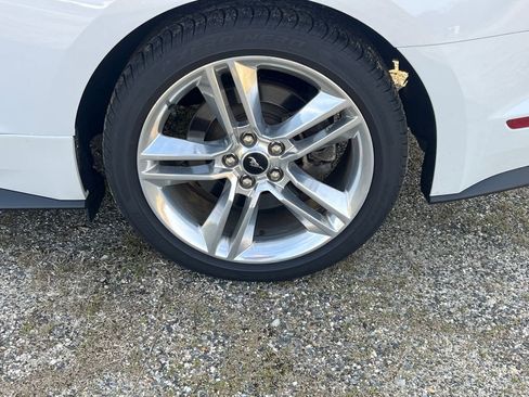 Used 2021 Ford Mustang GT Premium w/ Equipment Group 401A image 7