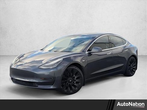 Used 2020 Tesla Model 3 Standard Range image 1