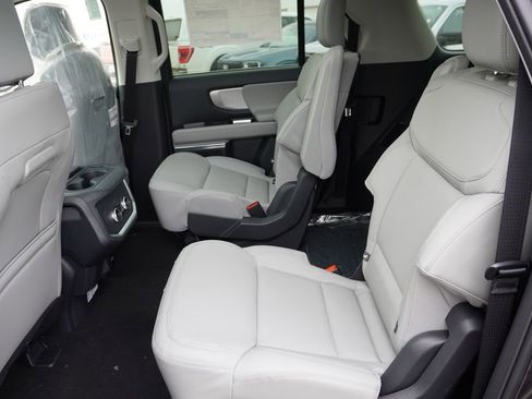 New 2026 Ford Expedition Max Active image 12