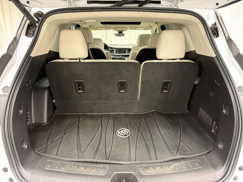 Used 2024 Buick Enclave Avenir w/ Avenir Technology Package image 5