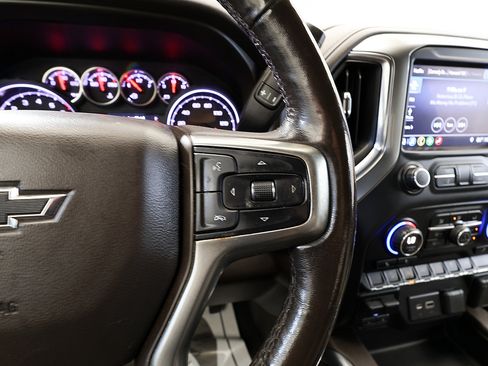 Used 2019 Chevrolet Silverado 1500 RST AWD/4WD image 30