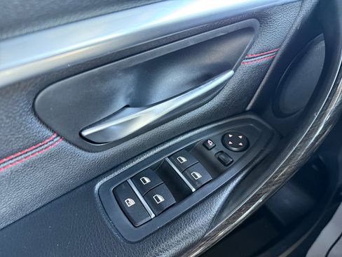 Used 2017 BMW 330i Sedan image 19