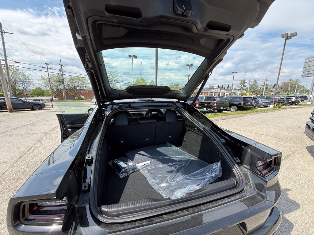 New 2026 Dodge Charger R/T AWD/4WD image 26