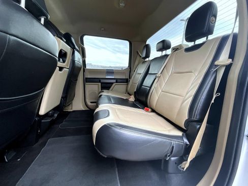 Used 2019 Ford F150 XLT w/ Equipment Group 302A Luxury AWD/4WD image 21