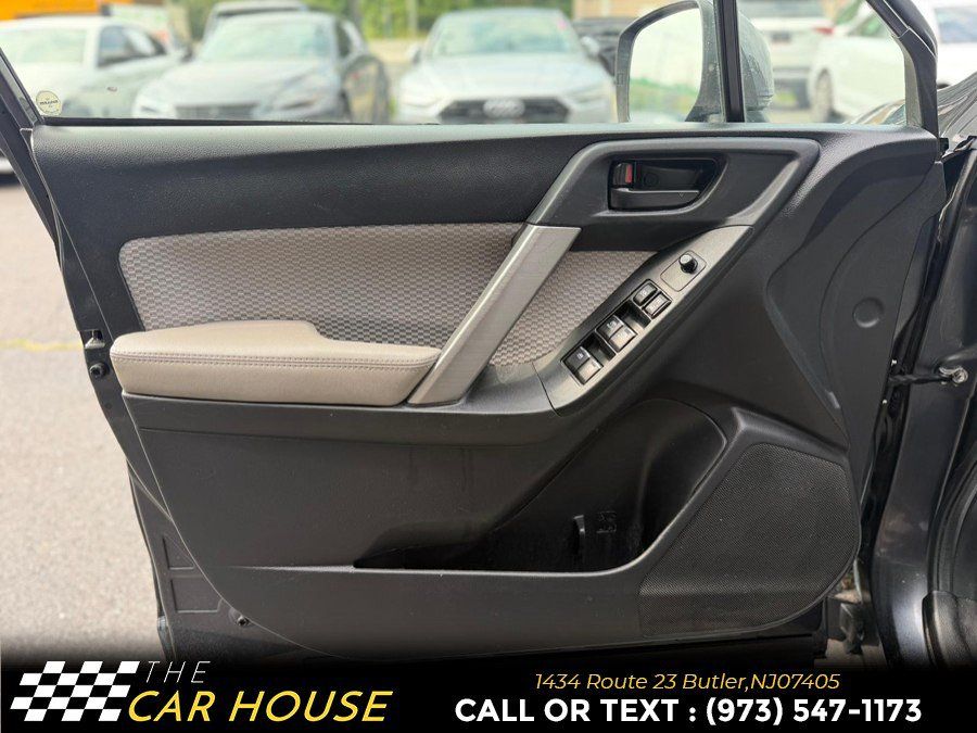 Used 2017 Subaru Forester 2.5i Premium w/ All-Weather Package AWD/4WD image 14