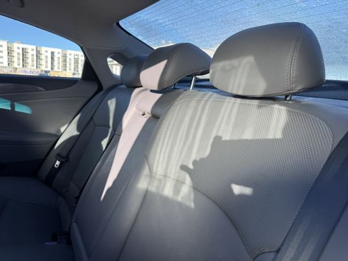 Used 2013 Hyundai Sonata Limited image 15