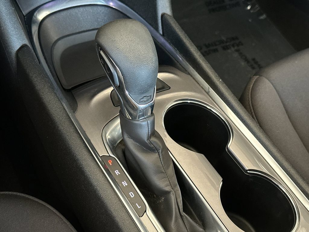 Used 2024 Chevrolet Malibu LT FWD image 19