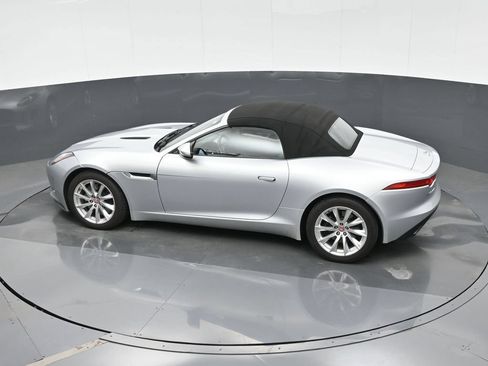 Used 2016 Jaguar F-TYPE Convertible RWD image 35